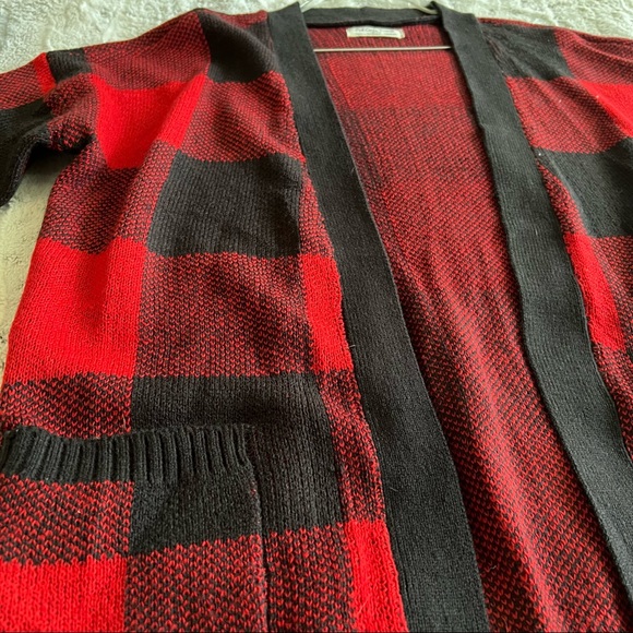 Cardigan - Picture 2 of 3